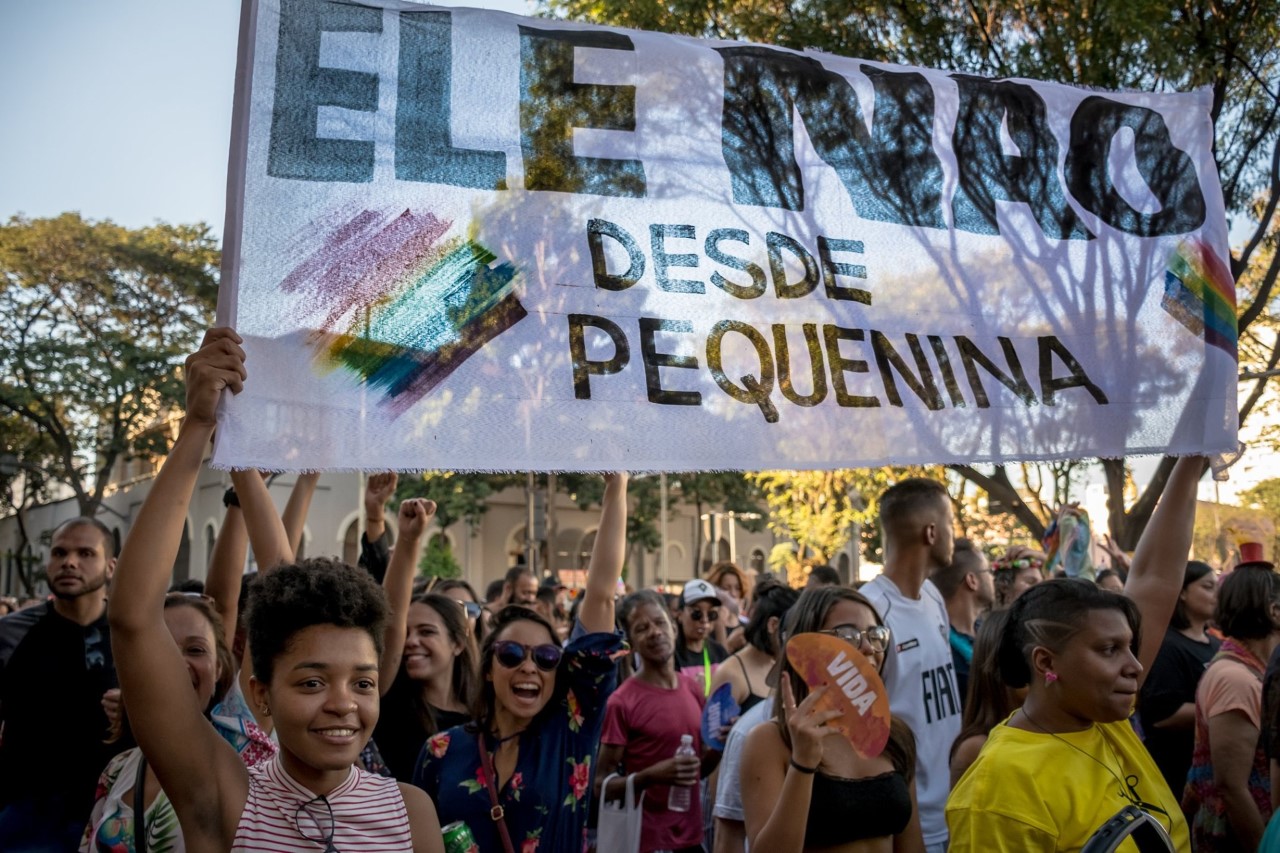 22ª Parada do Orgulho LGBT de BH bate recorde e reúne 250 mil pessoas na capital mineira. Veja fotos exclusivas!