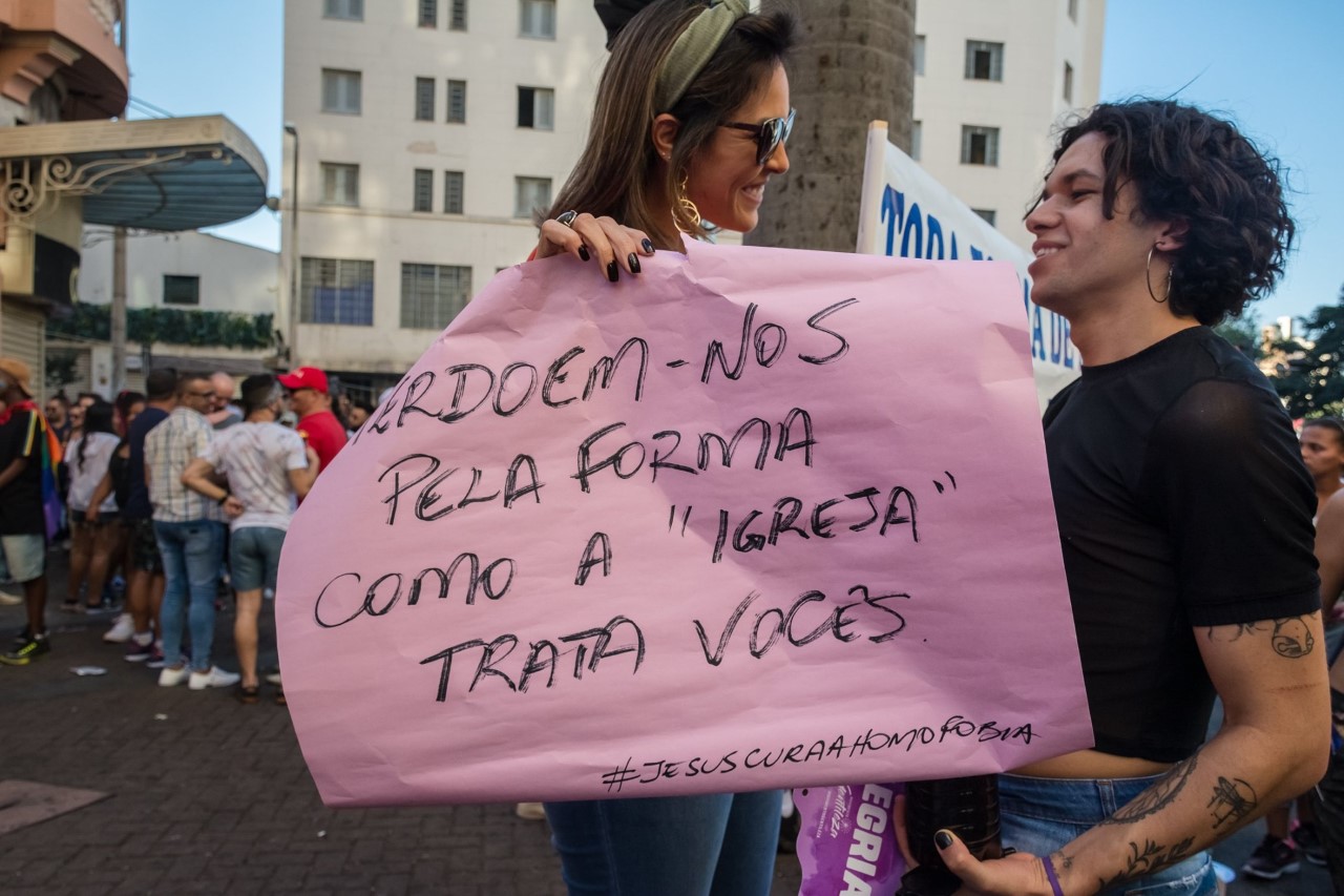 22ª Parada do Orgulho LGBT de BH bate recorde e reúne 250 mil pessoas na capital mineira. Veja fotos exclusivas!