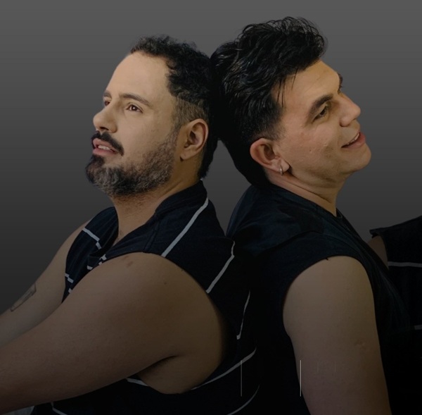 2 de Paus: peça gay com Rich Leão e PH Melo