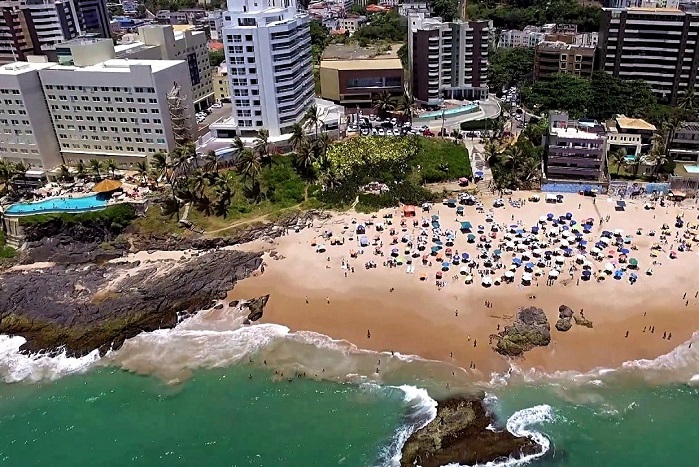 8 praias mais gays do Brasil: Praia do Buracão, em Salvador