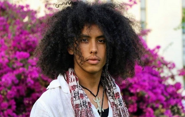 Abdelatif Nhaila: ator gay é vítima de homofobia de transexual no Marrocos