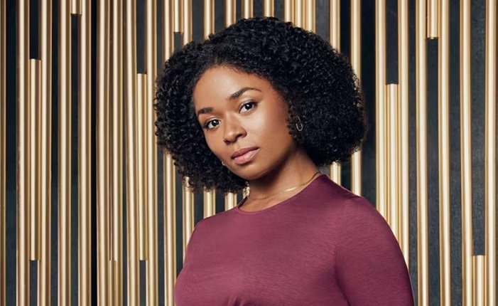 Atriz Alexis Floyd se assume bissexual