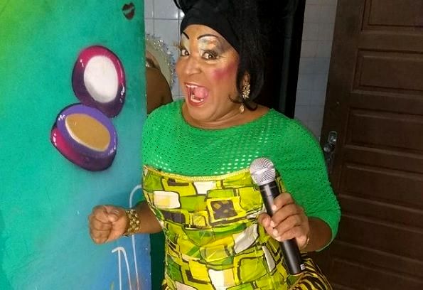 aluvania butantan drag caricata salvador