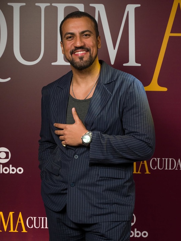 20 atores gatos e sarados da novela Quem Ama, Cuida: Ricardo Teodoro