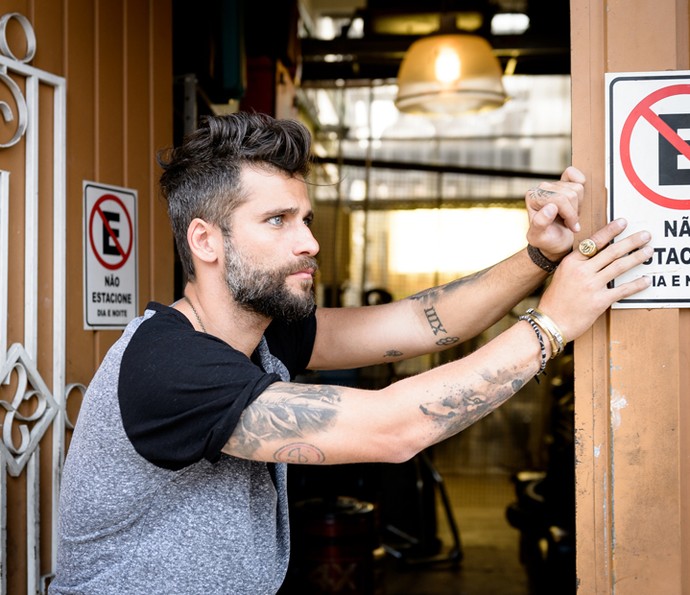 Os 10 mais gatos do elenco da novela Sol Nascente:  Bruno Gagliasso