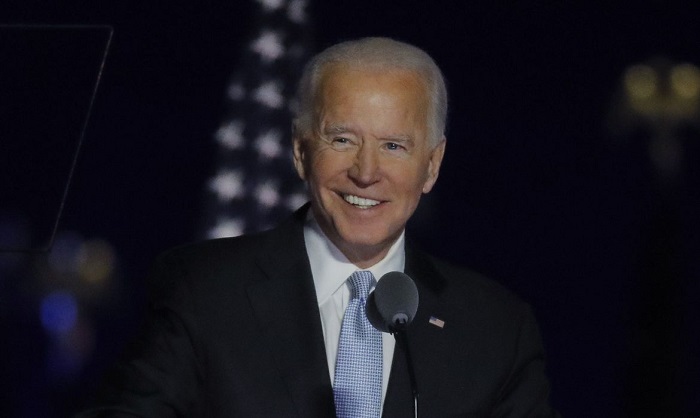 joe biden lgbt gays trans forças armadas