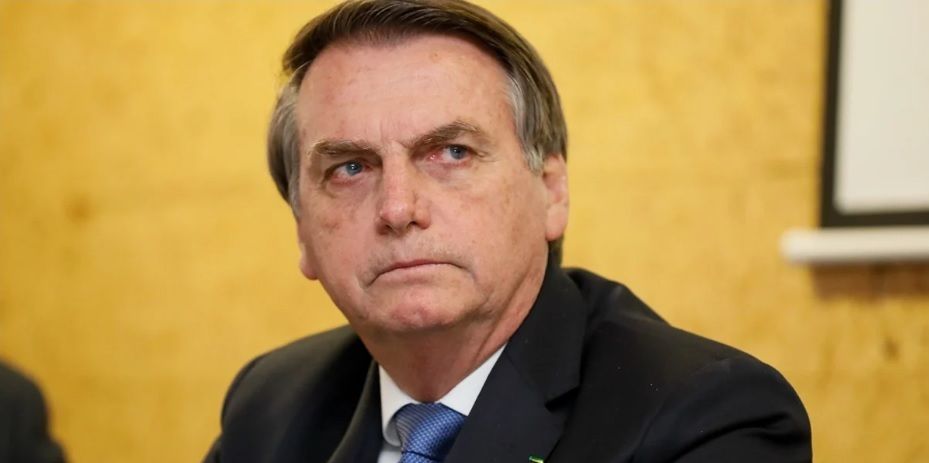 Bolsonaro gay: desfile da Gaviões da Fiel