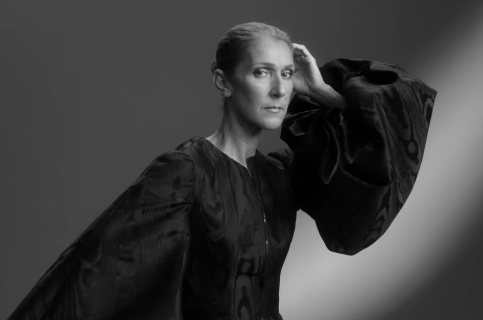 Celine Dion lança clipe de Imperfections