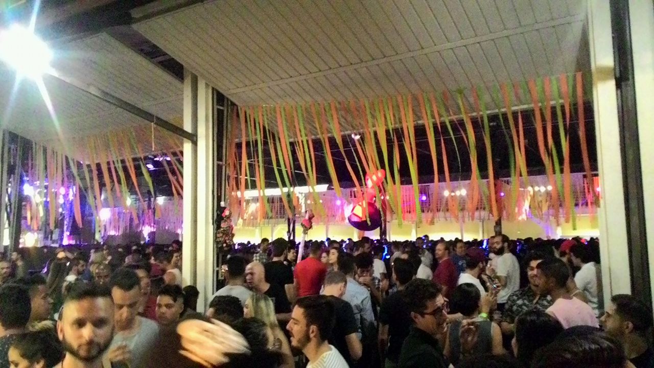 Chá da Anitta lotou a Serraria Souza Pinto em BH