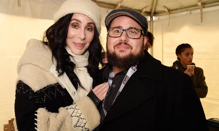 Cher e o filho transexual, Chaz Bono