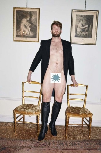 Ator pornô gay Colby Keller posa para campanha de moda de Vivienne Westwood