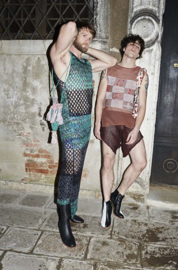 Ator pornô gay Colby Keller posa para campanha de moda de Vivienne Westwood