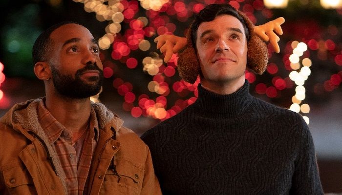 Um Crush para o Natal: comédia gay da Netflix com Michael Urie e Philemon James