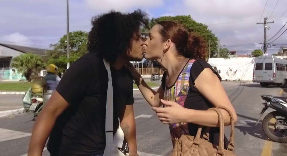 Série Favela Gay, do Canal Brasil, mostra realidade de LGBT na periferia