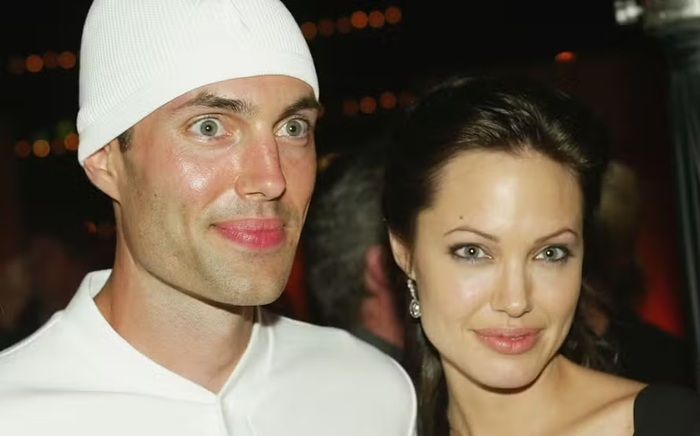 Angelina Jolie e o irmão James Haven
