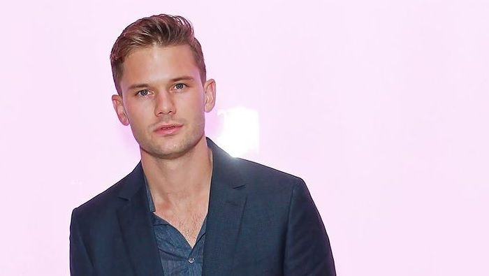 lanterna verde gay jeremy irvine