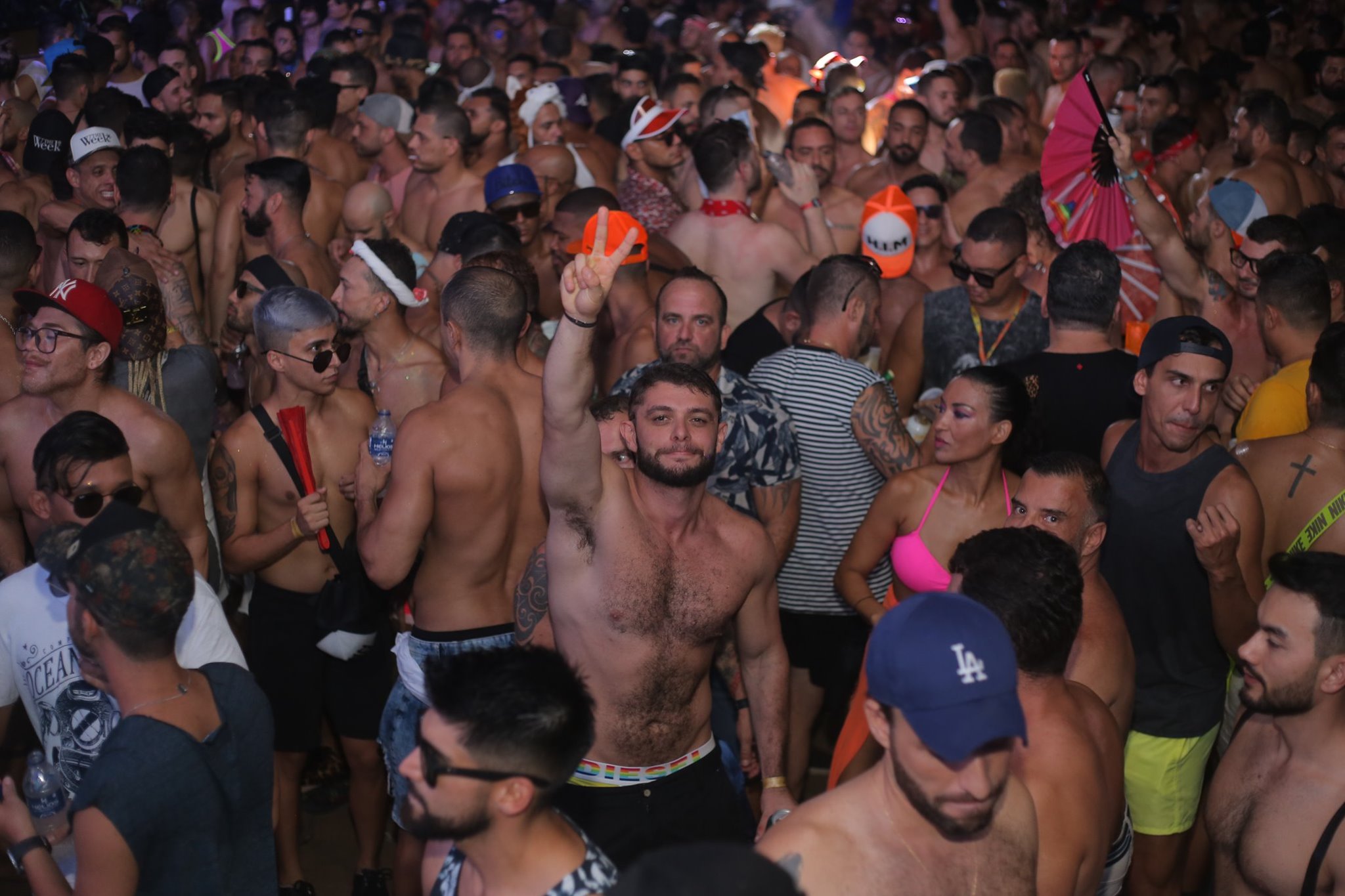 Festa gay Joy adianta cachês de DJs na quarentena