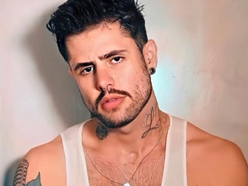 Ex-The Voice, cantor gay Leandro Buenno fala que é HIV positivo