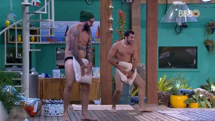 Kaysar, Caruso, Wagner e Lucas: homens do BBB18 ficam pelados e mostram a bunda