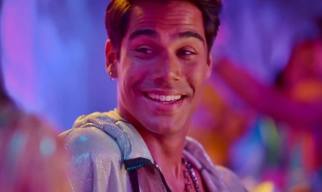 Micael Borges vive gay no filme Carnaval da Netflix