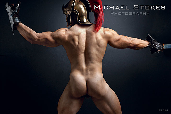 Michael Stokes: fotógrafo clica personal trainers e fisiculturistas em fotos homoeróticas.