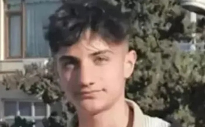 Morre adolescente que teve mangueira enfiada no ânus 