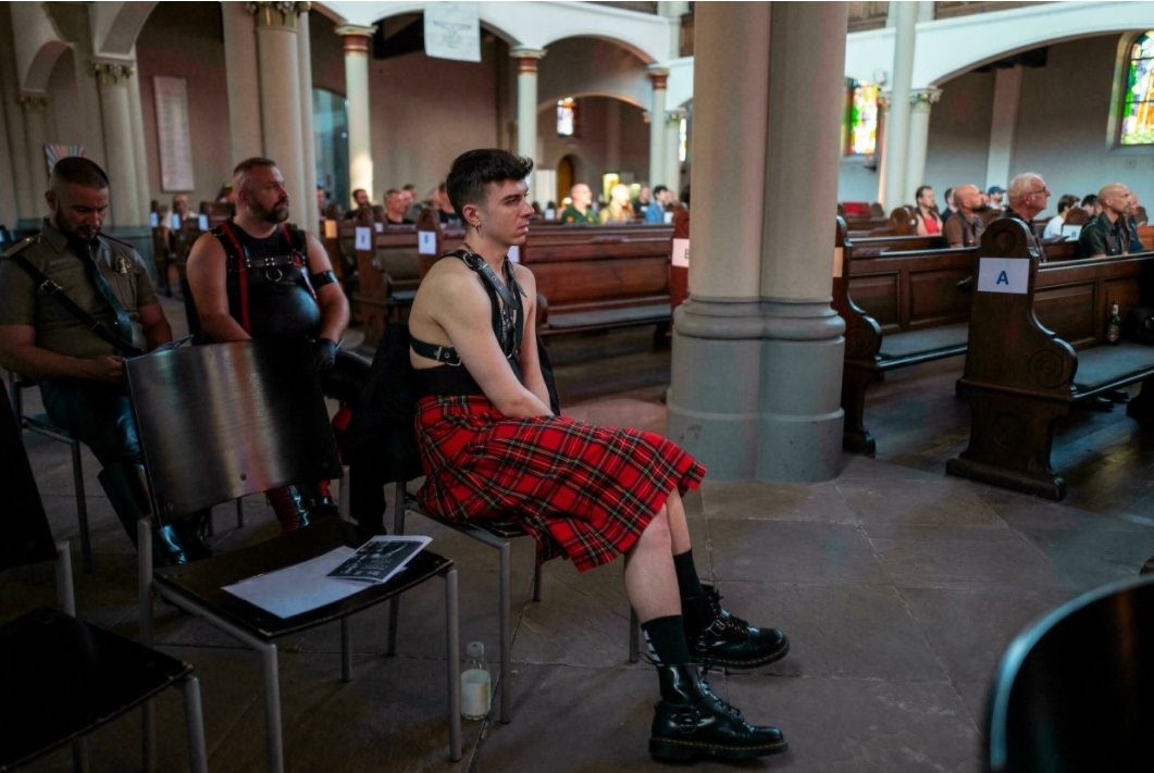 Recital gay em igreja em Schoeneberg em Berlim na Alemanha