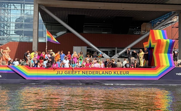 Veja 10 foto da parada mundial feita em Amsterdã
