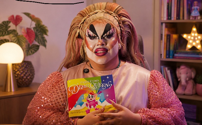 Suzaninha lança 1º livro drag queen para crianças