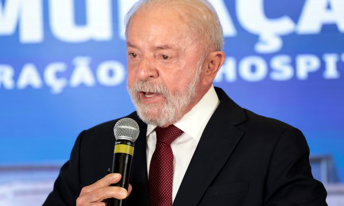 Lula cita LGBT quatro vezes em plano de governo