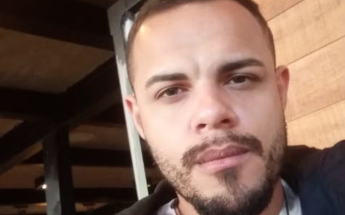 Gay de 33 anos é encontrado morto e nu na Liberdade, em SP