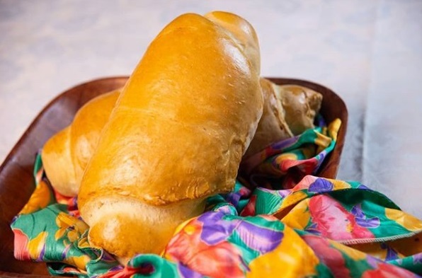 O Pão Que O Viado Amassou: delivery gay em Curitiba faz pães