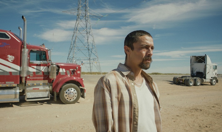 Osvaldo Sanchez: filme gay mexicano No Caminho