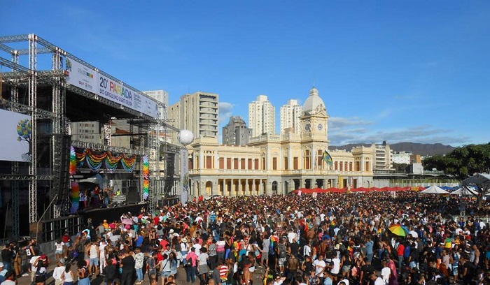 Parada LGBT de BH terá trio com 3 festas gays / LGBT, o Trio Selvagem