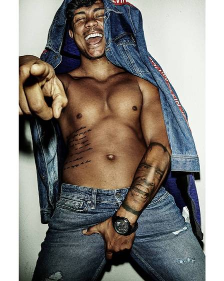 Fotos de rappers cariocas de Mario Testino: Xamã