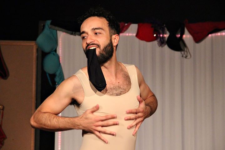 Edgar Quintanilha está na peça Sexo - A Ideia Fixa da Humanidade em cartaz em BH