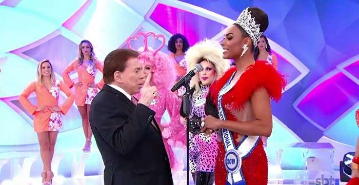 Silvio Santos fala sobre aceitação de transexuais