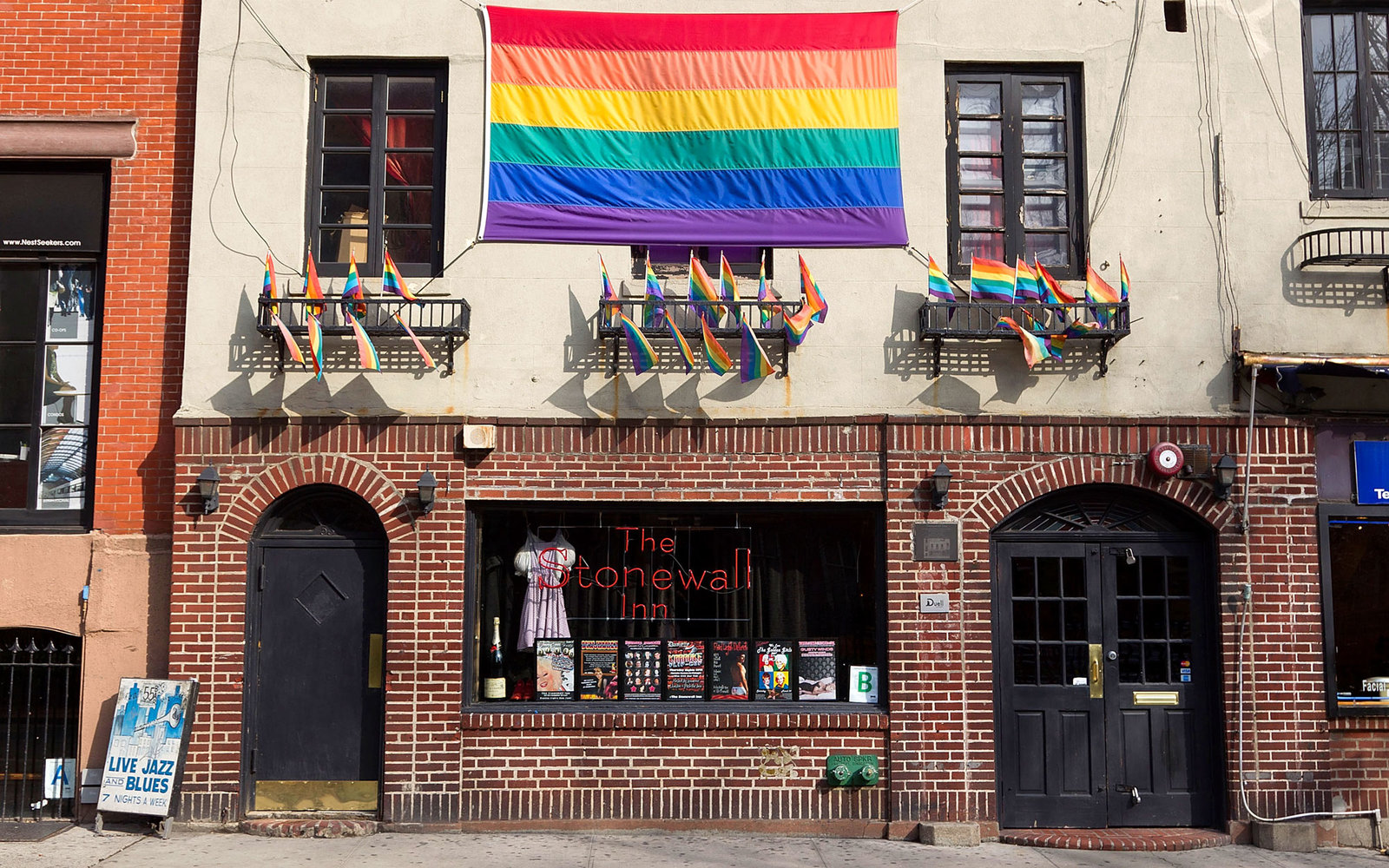 Bar gay mais famoso do mundo, Stonewall Inn pode fechar
