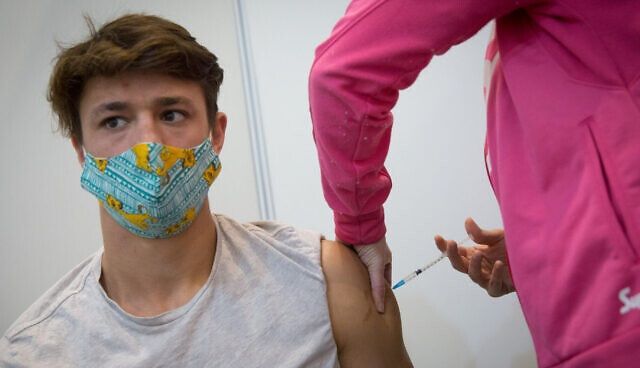 Gays podem se vacinar contra HPV no Brasil
