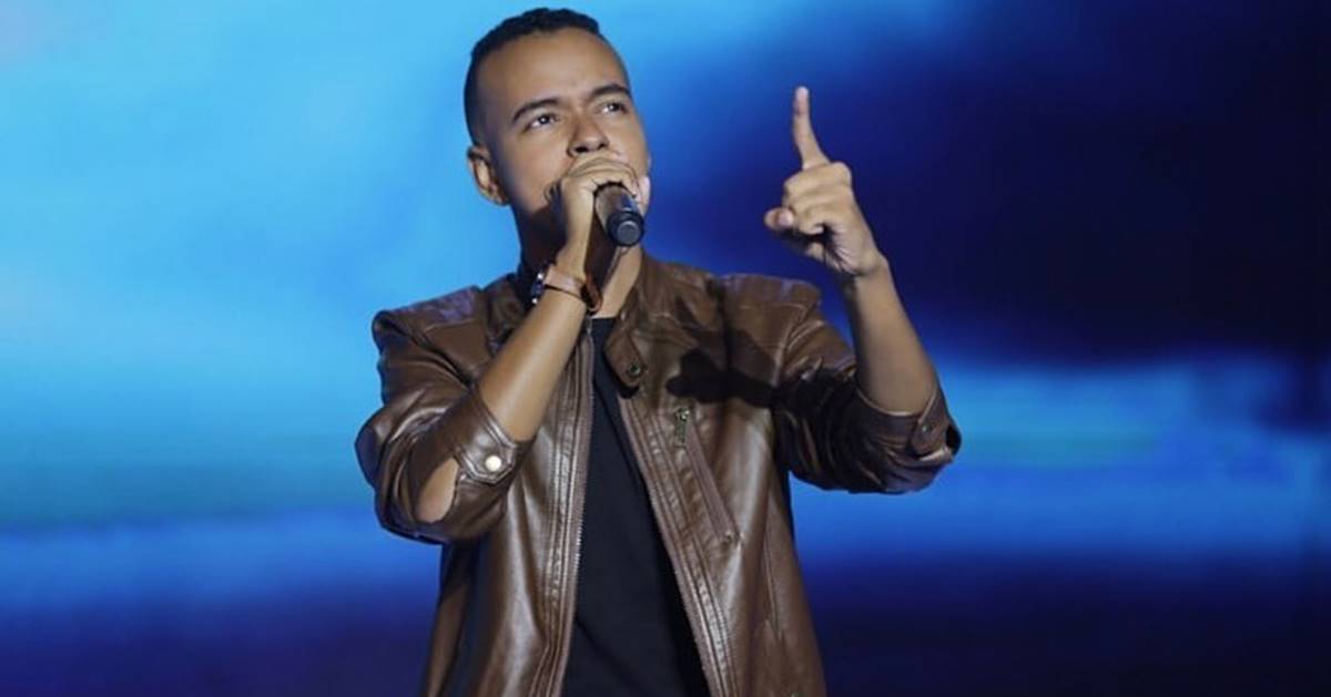 Cantor gospel brasileiro Jotta A se assume gay 