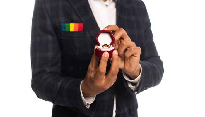 Cuba: governo abre portas para legalizar casamento gay