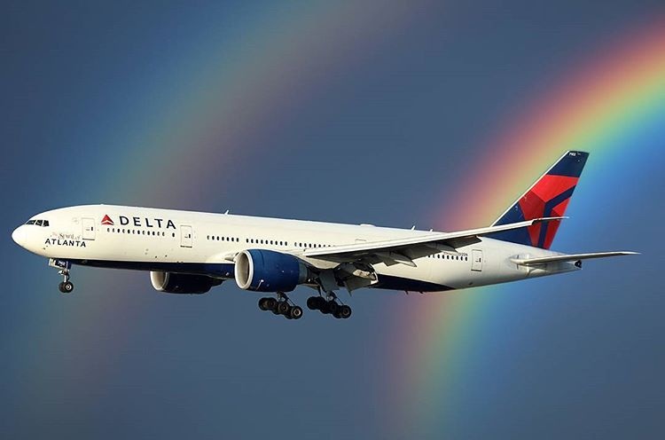 Delta Airlines é eleita companhia aérea mais LGBT friendly 