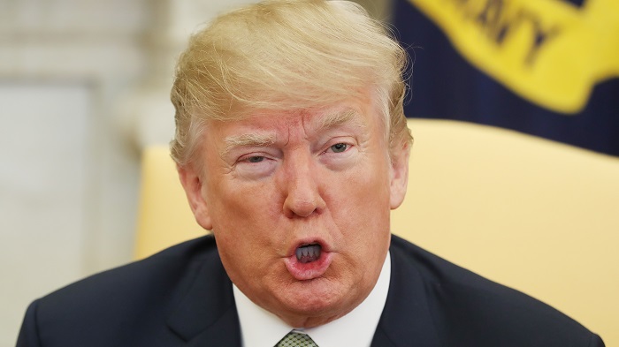 44% dos americanos desaprovam maneira de Trump lidar com gays