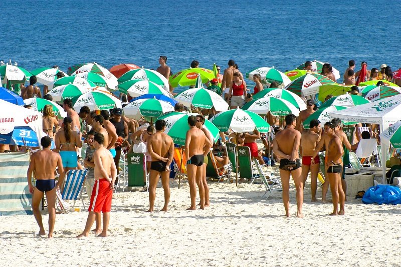 Serviço LGBT no Rio não registra casos de homofobia no carnaval