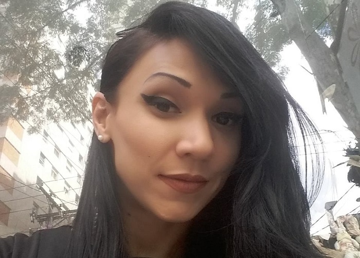 Famosa pelo Ezatamentchy, trans Miss Carey morre em SP