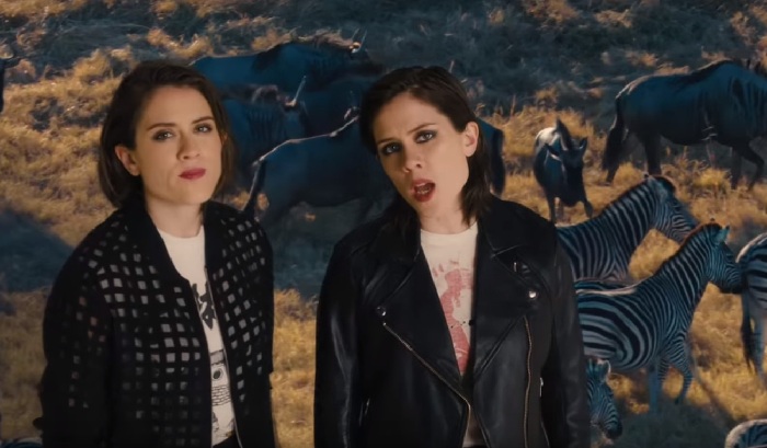 Ícone lésbico, Tegan and Sara lança clipe de 'Boyfriend'