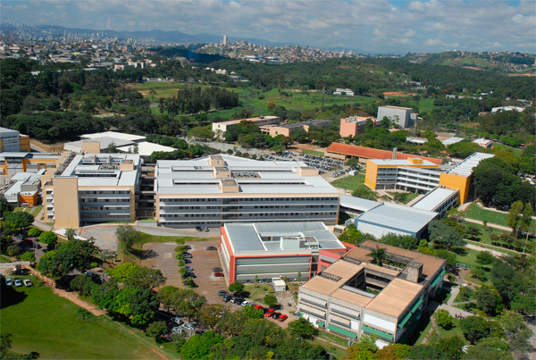 UFMG aprova nome social para travestis e transexuais
