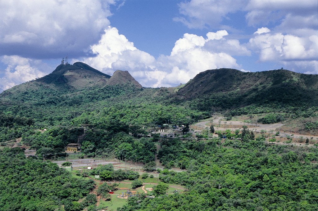 Projetado por Burle Marx, o Parque das Mangabeiras tem uma área de 2,8 milhões de metros quadrados. Foto: Henry Yu/Acervo BeloTur